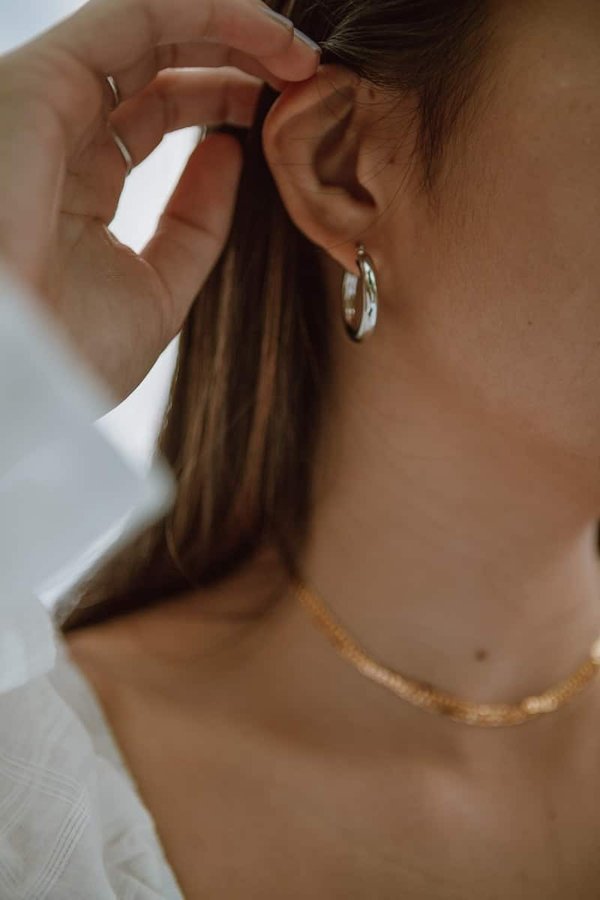 What are the best style tips for wearing statement earrings?